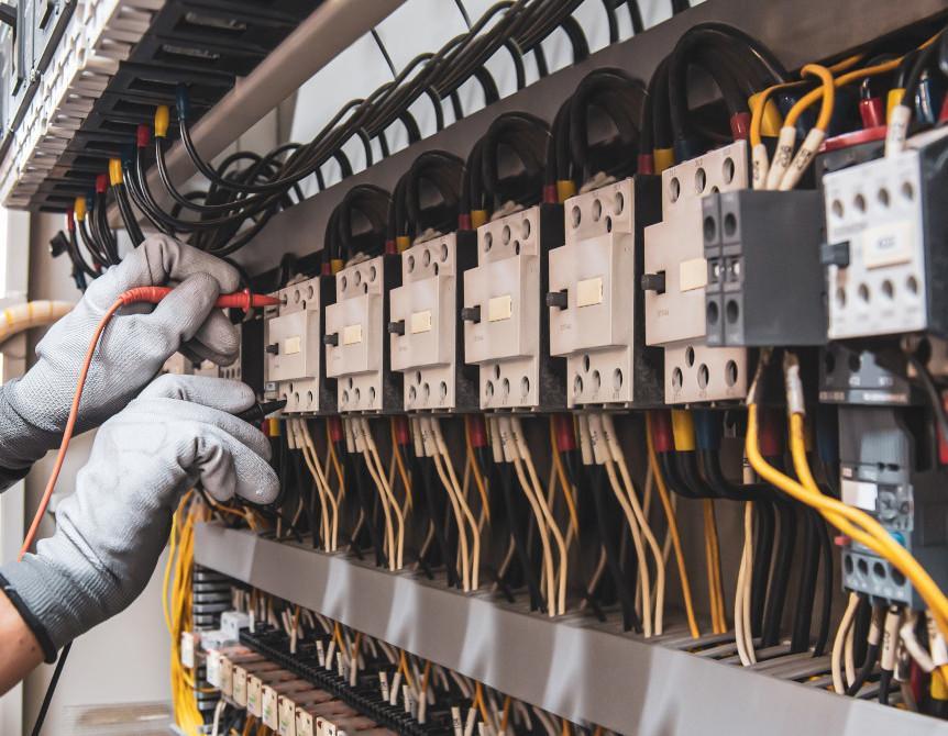 Providing plastic molded components that enhance safety and durability for industrial equipment and safety applications.